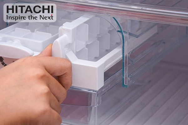 tủ lạnh Hitachi không rơi đá là tình trạng gì