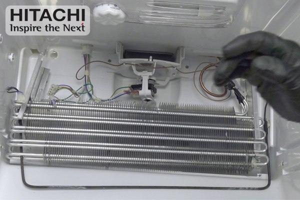chi phí và thời gian thay cảm biến nhiệt tủ lạnh Hitachi