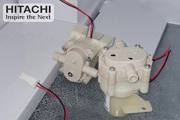 nguyên lý hoạt động của bơm nước tủ lạnh Hitachi